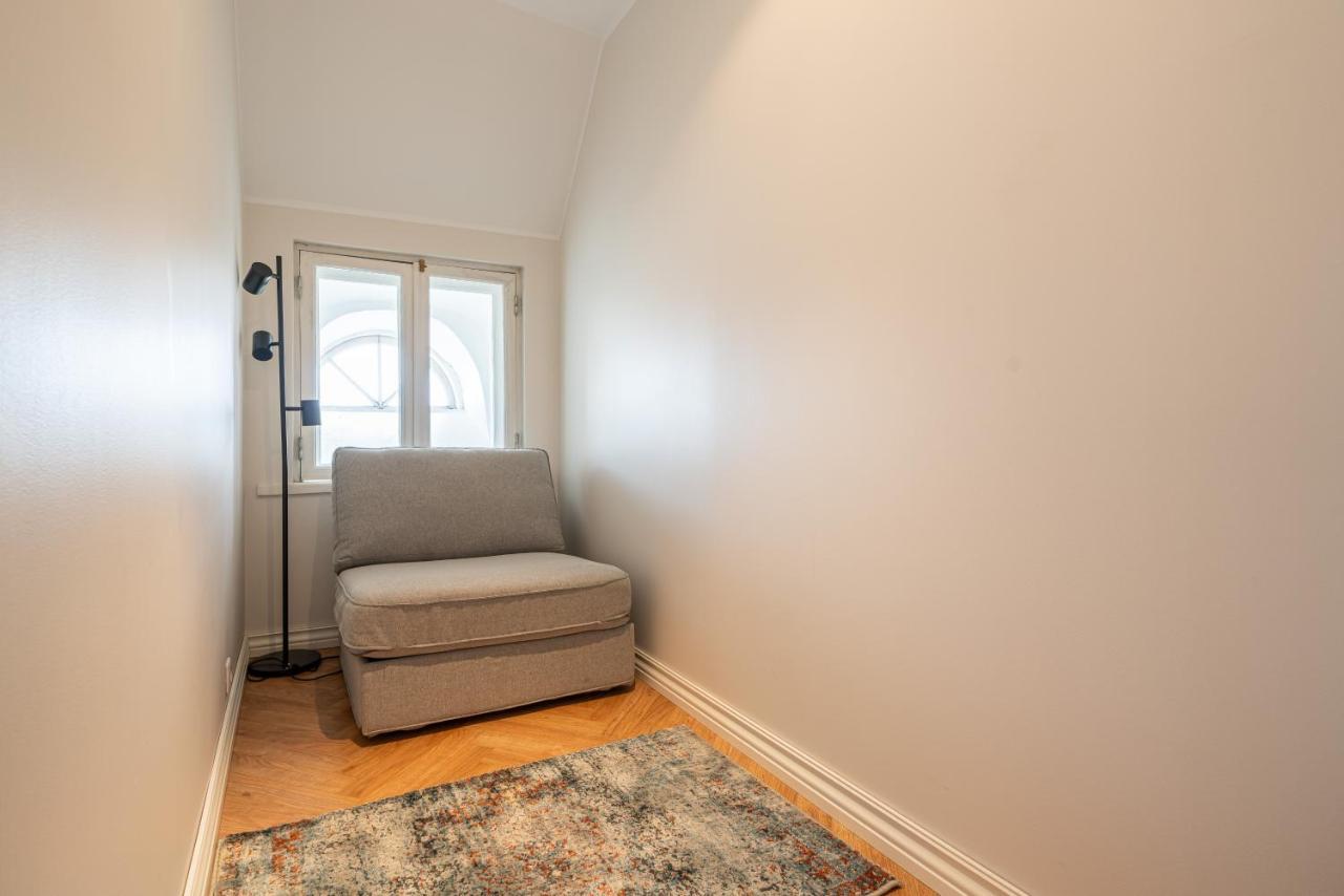 Old Town - Boutique Hall Square Apartment Tallinn