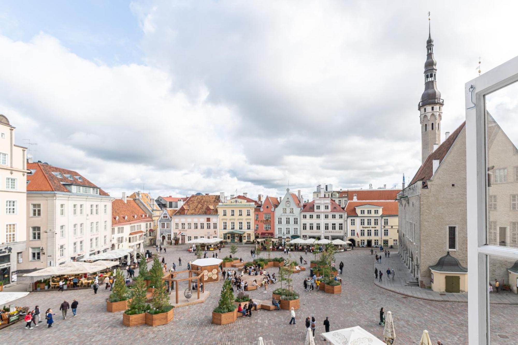 Old Town - Boutique Hall Square